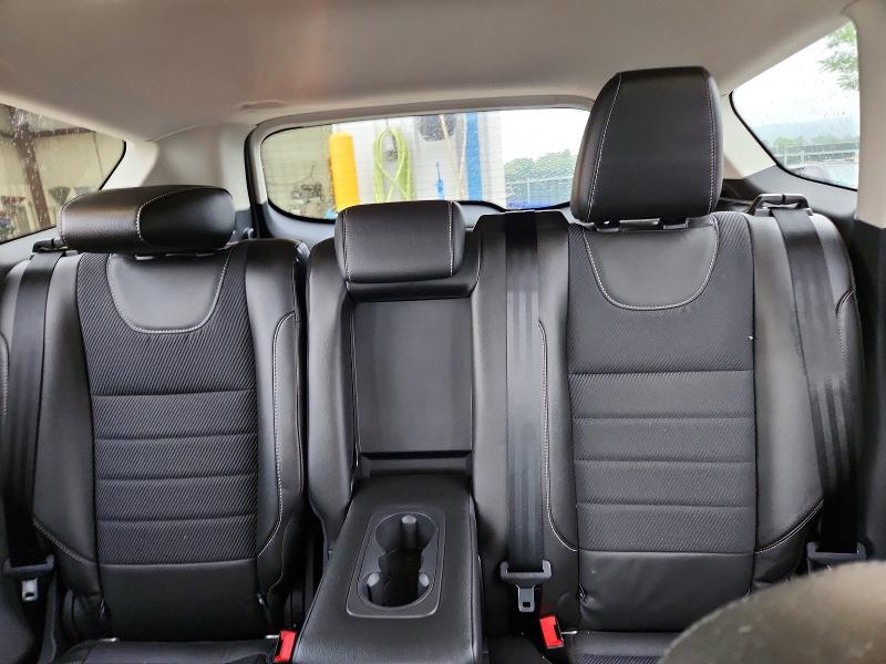 Photo 10 from auction – 2015 FORD ESCAPE with VIN 1FMCU9GXXFUB23813