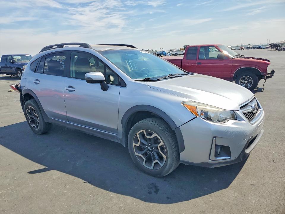 Photo 4 from auction – 2016 SUBARU CROSSTREK with VIN JF2GPAKC0G8302408