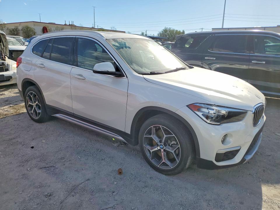 Photo 4 from auction – 2018 BMW X1 with VIN WBXHU7C39J5L08409