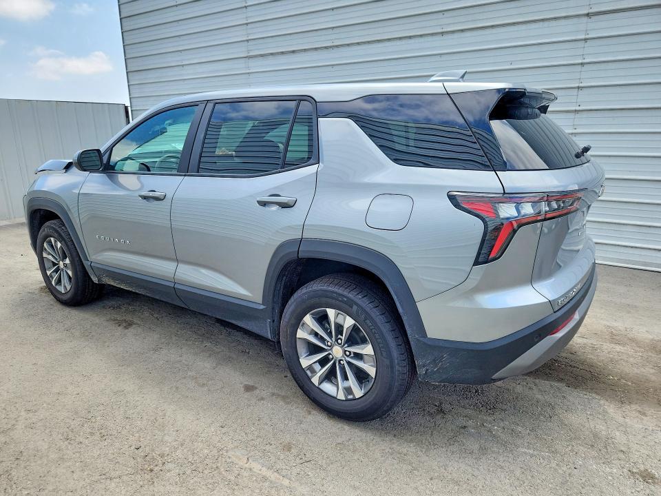 Photo 2 from auction – 2026 CHEVROLET EQUINOX with VIN 3GNAXPEG4TL371580