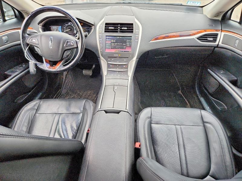 Photo 8 from auction – 2016 LINCOLN MKZ with VIN 3LN6L2LU8GR603277