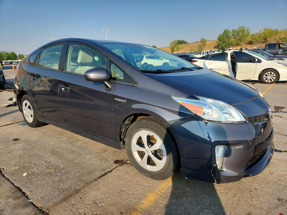 Zdjęcie 4 z aukcji – 2015 TOYOTA PRIUS z VIN JTDKN3DU0F0400786