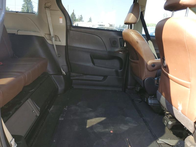 Photo 11 from auction – 2016 TOYOTA SIENNA with VIN 5TDYK3DC4GS761964