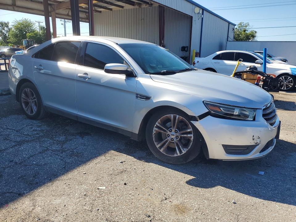 Zdjęcie 4 z aukcji – 2014 FORD TAURUS z VIN 1FAHP2E8XEG166670