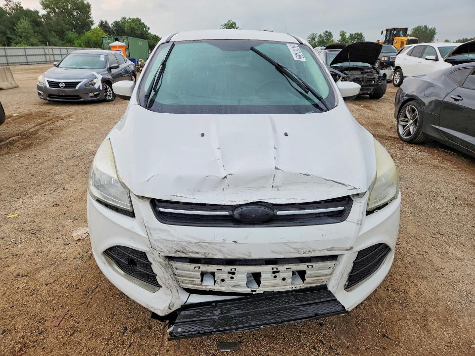 Photo 5 from auction – 2016 FORD ESCAPE with VIN 1FMCU9GX4GUB13618