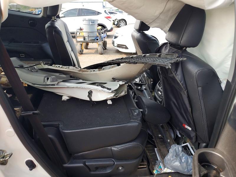 Photo 11 from auction – 2017 HONDA PILOT with VIN 5FNYF6H09HB019443