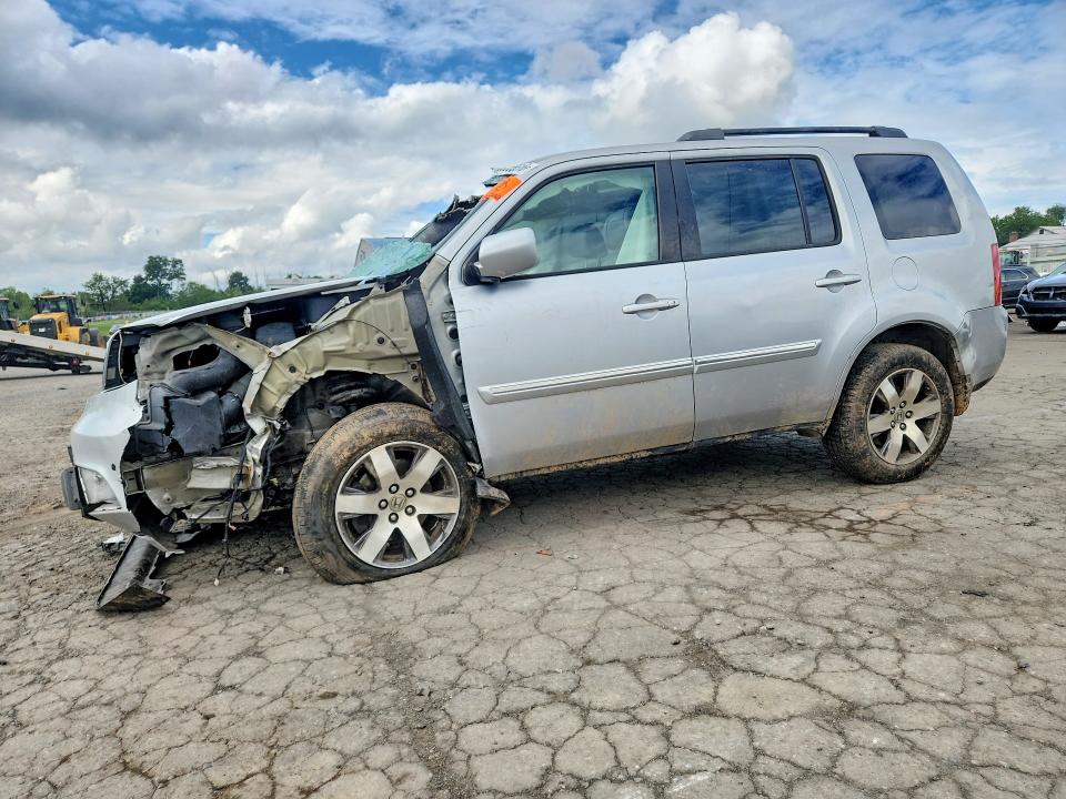 HONDA PILOT 2013 with VIN 5FNYF4H9XDB043134 - Photo from auction