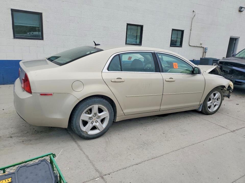 Photo 3 from auction – 2011 CHEVROLET MALIBU with VIN 1G1ZB5E13BF158325