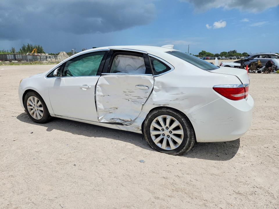 Photo 2 from auction – 2015 BUICK VERANO with VIN 1G4PP5SK0F4218541