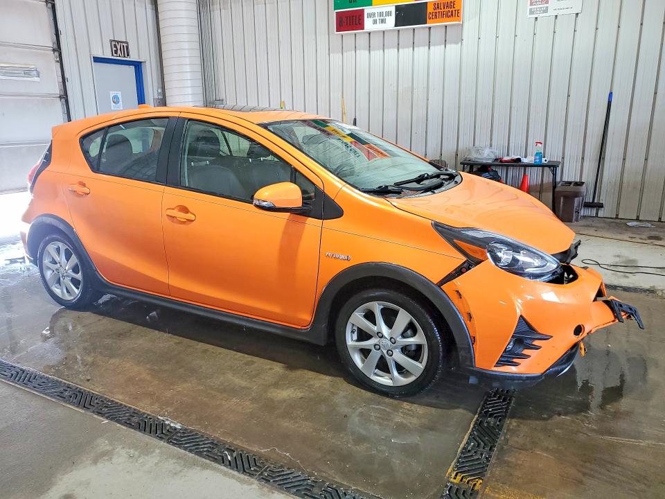 Фото 4 с аукциона – 2018 TOYOTA PRIUS C с VIN JTDKDTB30J1600034