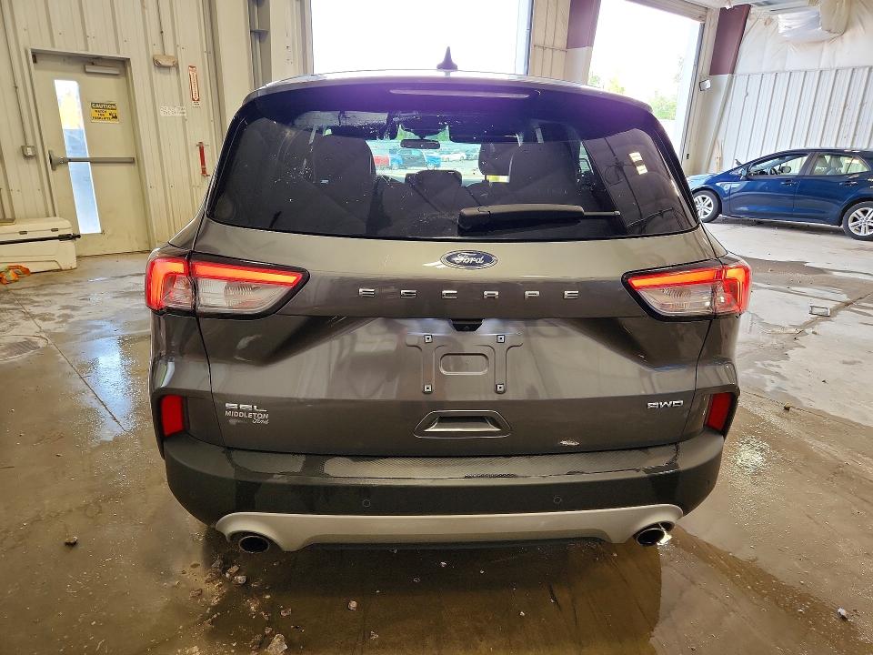 Photo 6 from auction – 2022 FORD ESCAPE with VIN 1FMCU9H69NUB69637