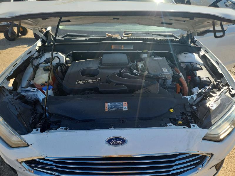 Photo 11 from auction – 2019 FORD FUSION with VIN 3FA6P0LUXKR119302