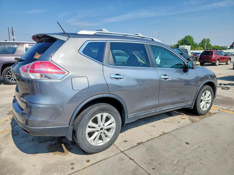 Photo 3 from auction – 2015 NISSAN ROGUE with VIN 5N1AT2MK2FC870631