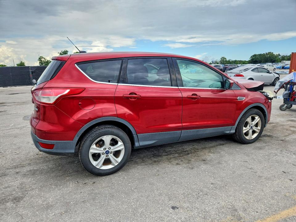 Photo 3 from auction – 2016 FORD ESCAPE with VIN 1FMCU0GX5GUA91866