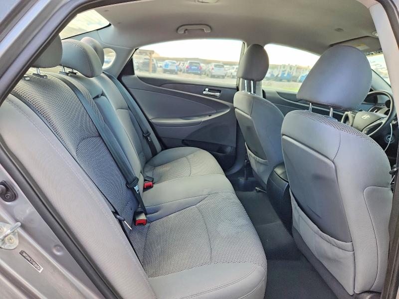Photo 10 from auction – 2014 HYUNDAI SONATA with VIN 5NPEB4AC2EH858175