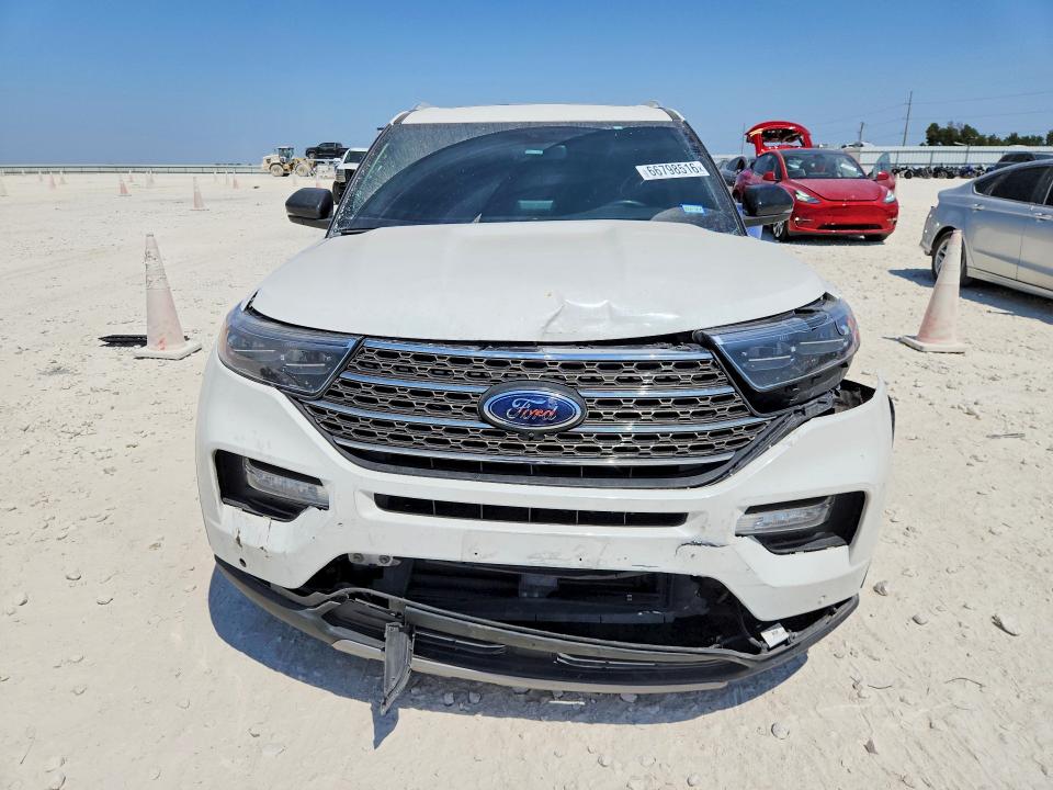 Фото 5 с аукциона – 2022 FORD EXPLORER с VIN 1FM5K7LC1NGC32955