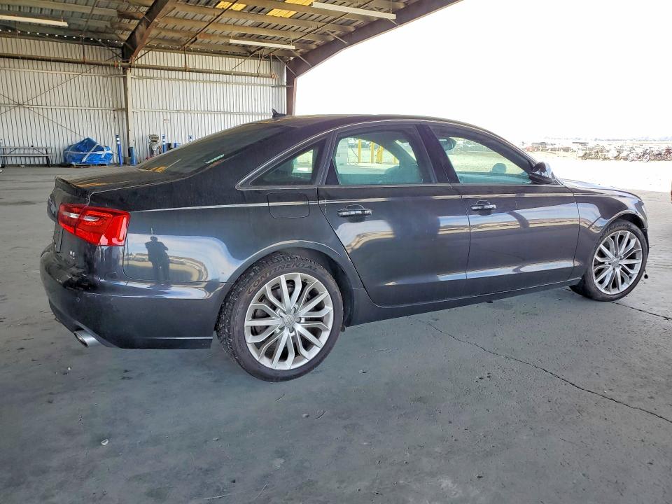 Foto 3 de la subasta – 2014 AUDI A6 con VIN WAUFMAFC7EN107723