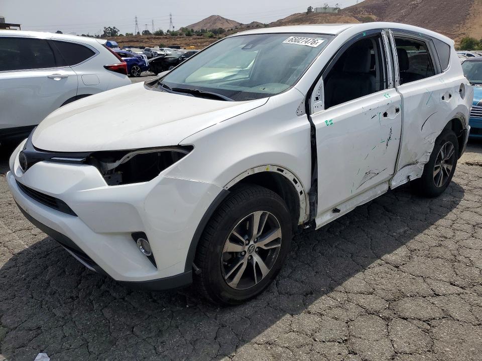 TOYOTA RAV4 2017 with VIN JTMWFREV4HJ143735 - Photo from auction