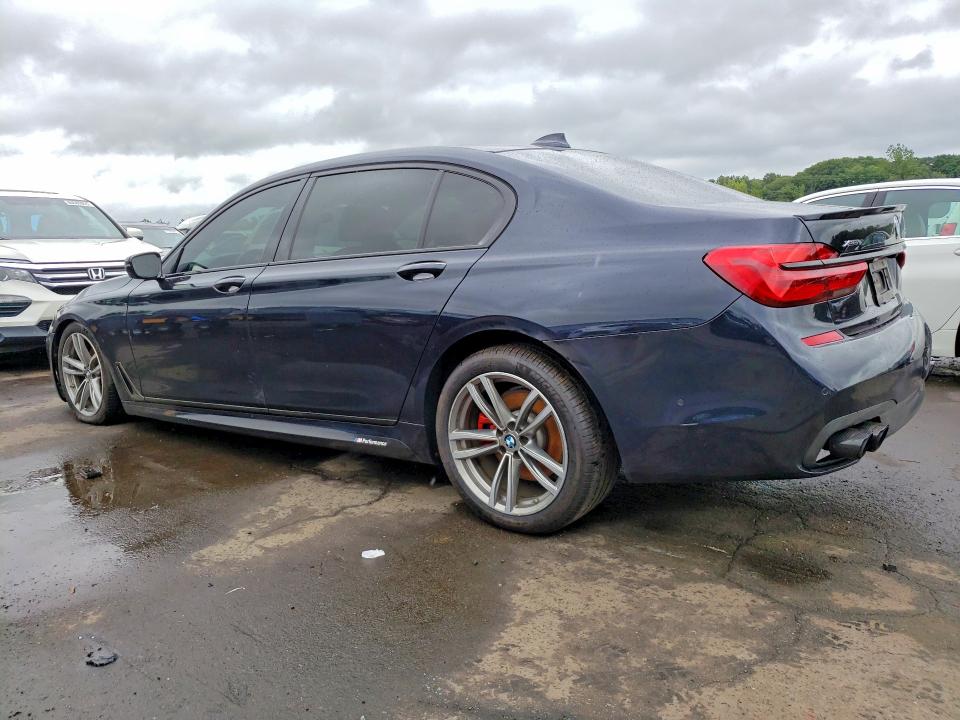 Photo 2 from auction – 2016 BMW 750 with VIN WBA7F2C54GG415837