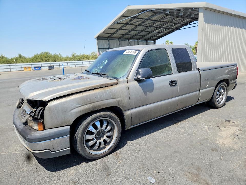 CHEVROLET SILVERADO 2003 with VIN 2GCEC19V431114710 - Photo from auction