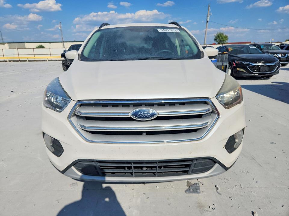 Photo 5 from auction – 2018 FORD ESCAPE with VIN 1FMCU0GD1JUA83342