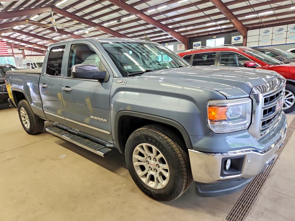 Photo 4 from auction – 2015 GMC SIERRA with VIN 1GTV2VEC3FZ395246