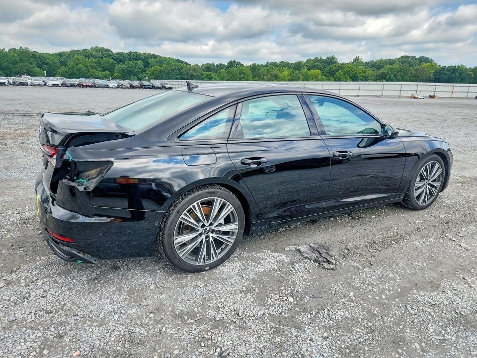 Photo 3 from auction – 2021 AUDI A6 with VIN WAUD3AF25MN048039