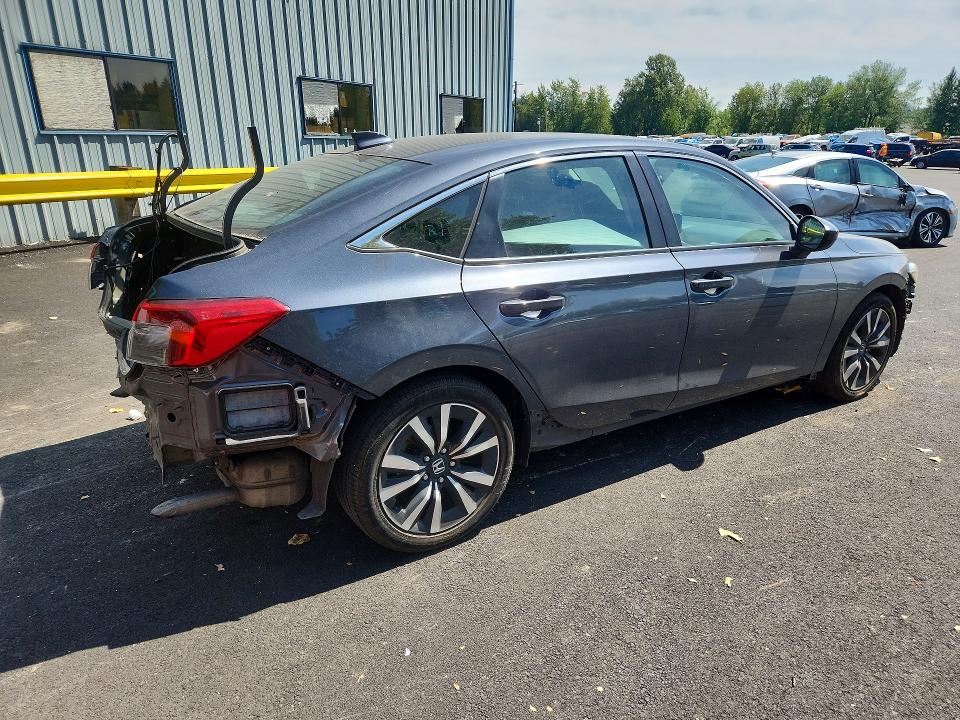 Photo 3 from auction – 2022 HONDA CIVIC with VIN 2HGFE1F74NH325972