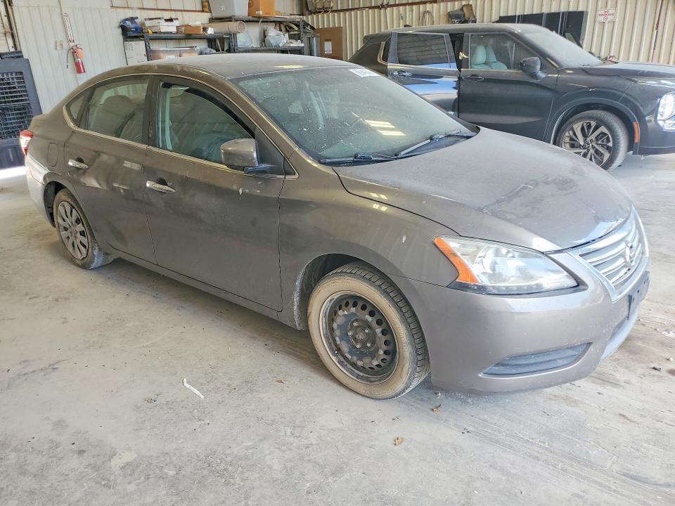 Photo 4 from auction – 2015 NISSAN SENTRA with VIN 3N1AB7AP8FL628907