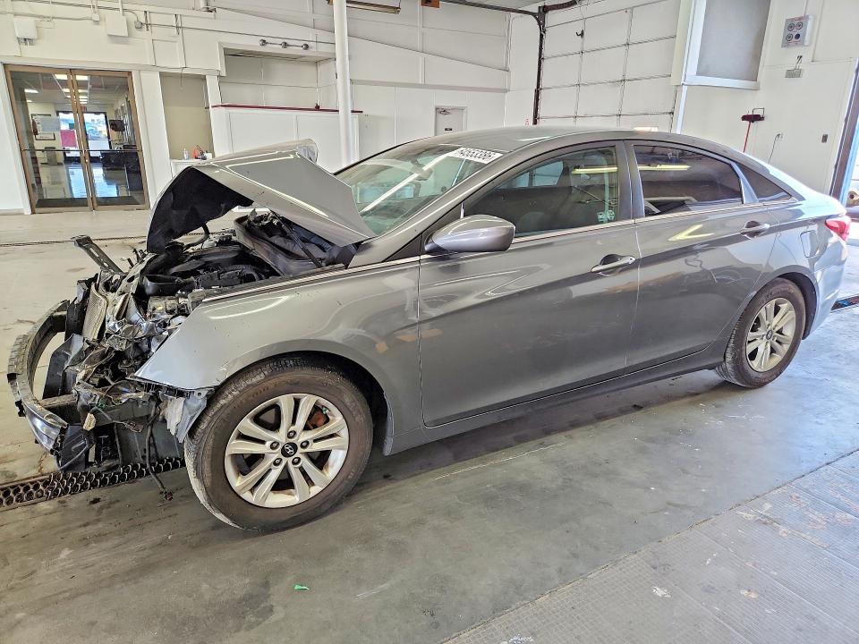 Photo 1 from auction – 2013 HYUNDAI SONATA with VIN 5NPEB4AC6DH713798