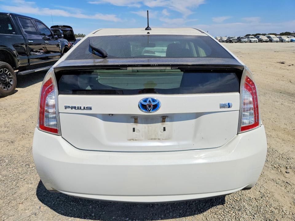 Photo 6 from auction – 2015 TOYOTA PRIUS with VIN JTDKN3DU5F0410343