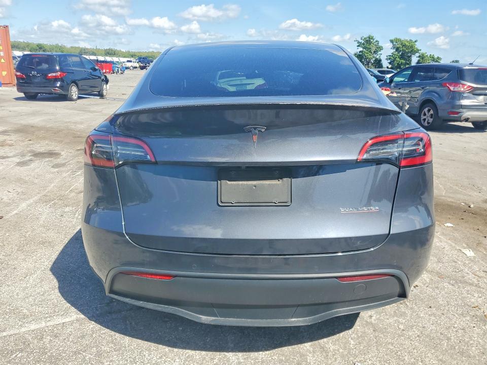 Photo 6 from auction – 2022 TESLA MODEL Y with VIN 7SAYGDEF2NF451719