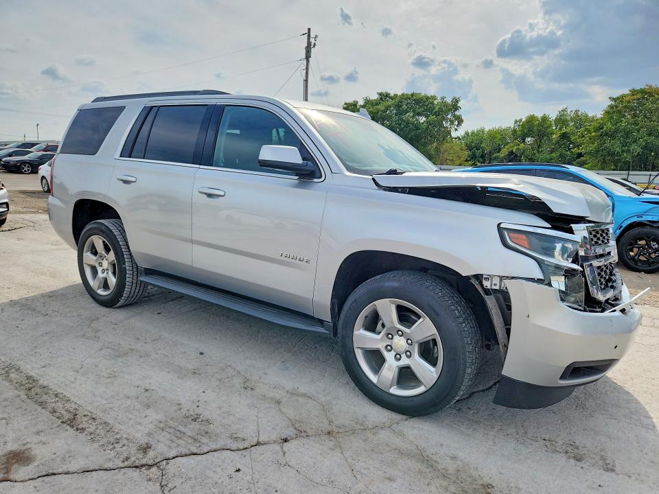 Photo 4 from auction – 2017 CHEVROLET TAHOE with VIN 1GNSKBKC8HR384789