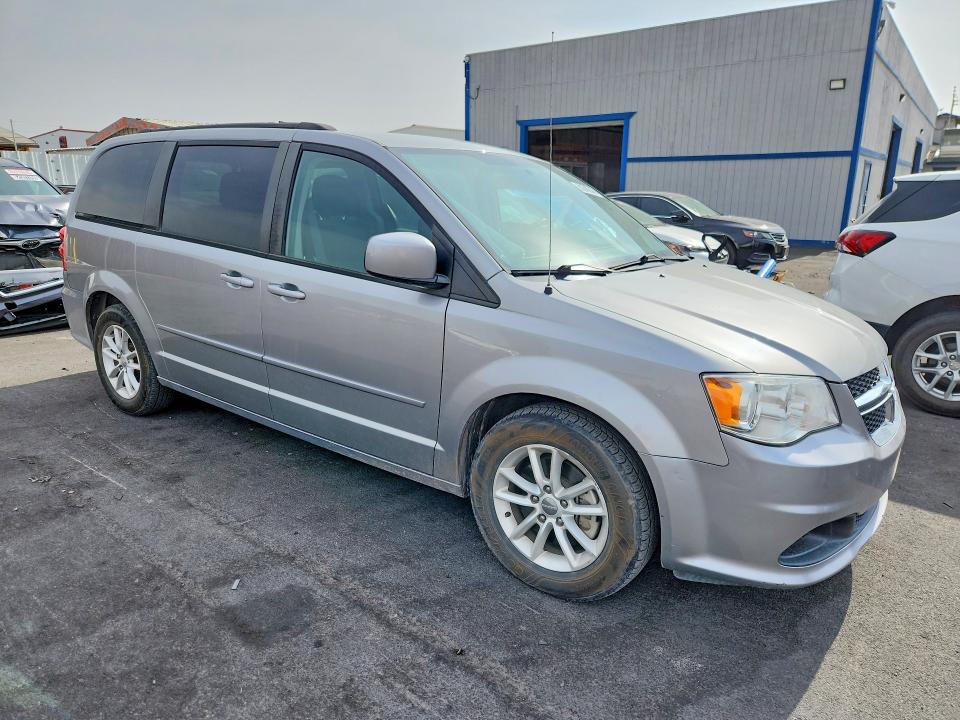 Photo 4 from auction – 2016 DODGE GRAND CARAVAN with VIN 2C4RDGCG4GR317972