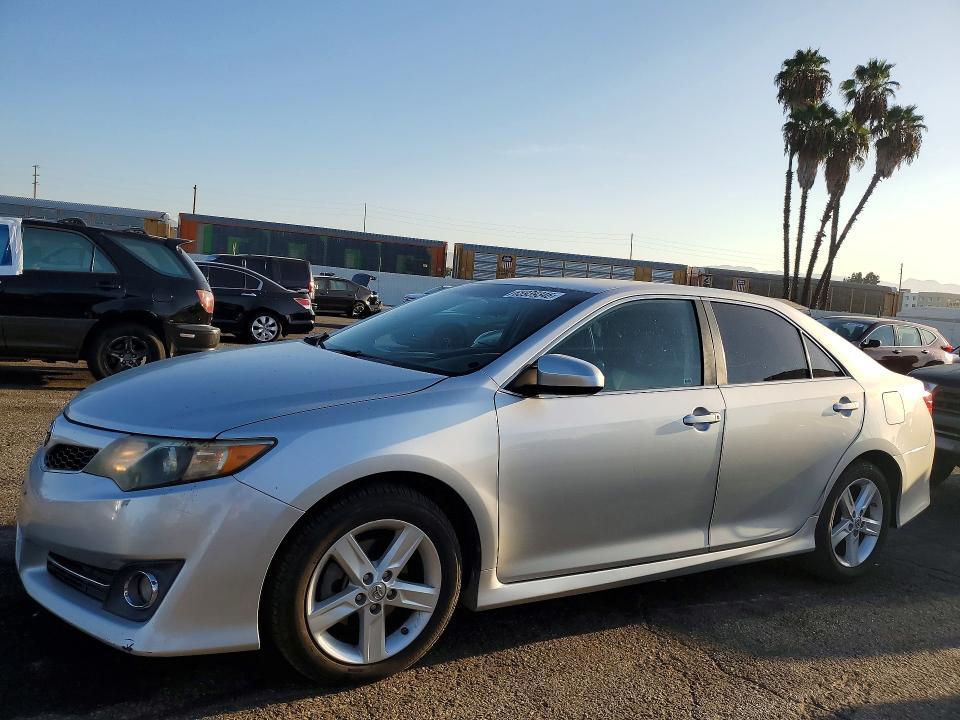 2013 TOYOTA CAMRY