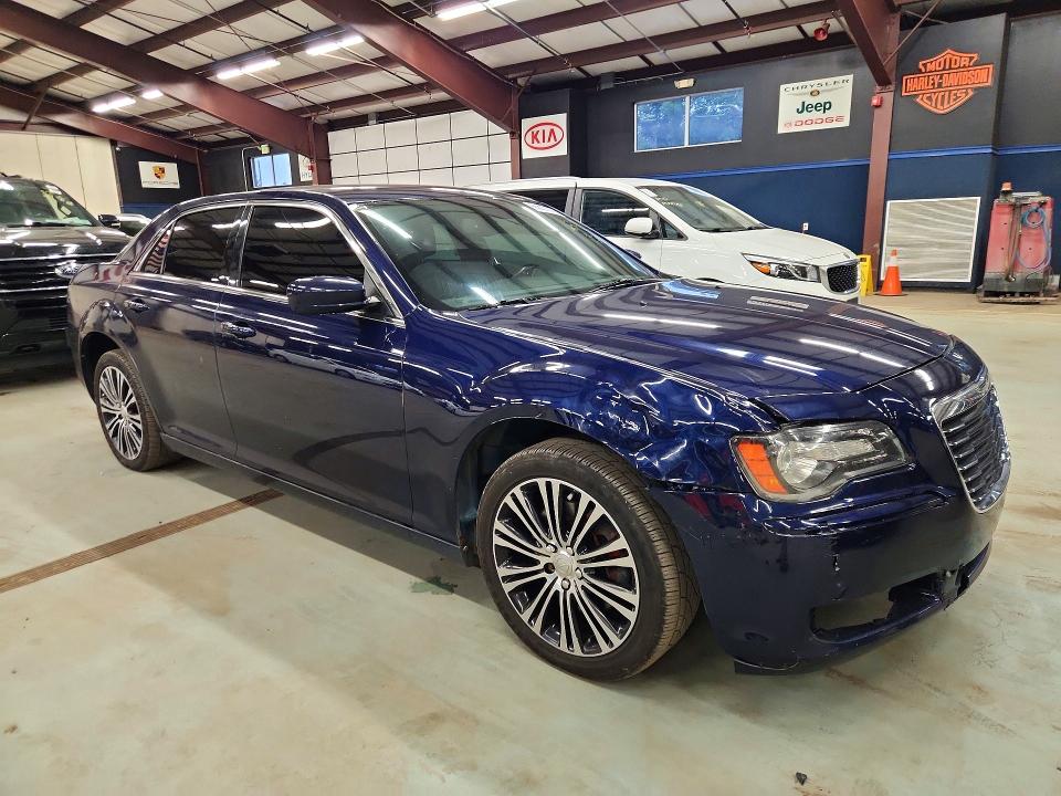 Photo 4 from auction – 2014 CHRYSLER 300 with VIN 2C3CCAGG8EH120360