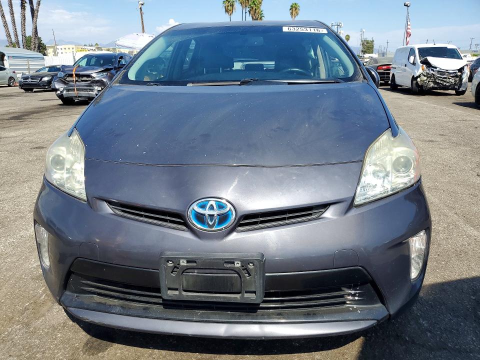 Photo 5 from auction – 2015 TOYOTA PRIUS with VIN JTDKN3DU6F1948771