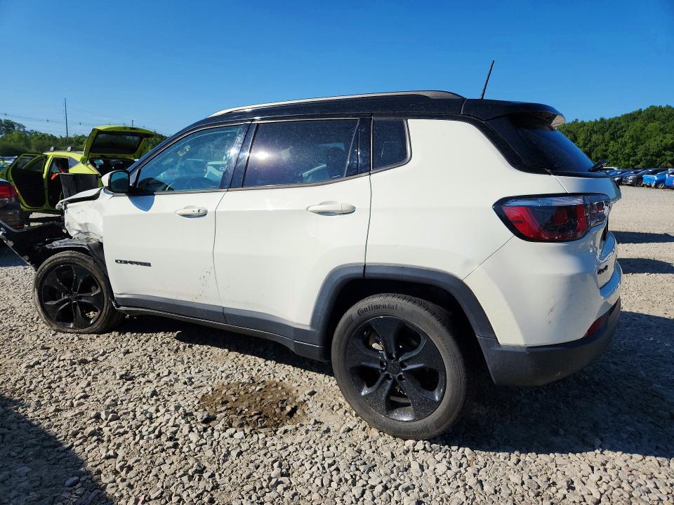Photo 2 from auction – 2020 JEEP COMPASS with VIN 3C4NJDBB4LT173360