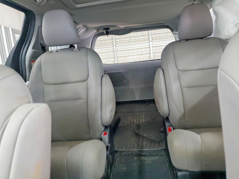 Photo 10 from auction – 2020 TOYOTA SIENNA with VIN 5TDDZ3DC3LS236897