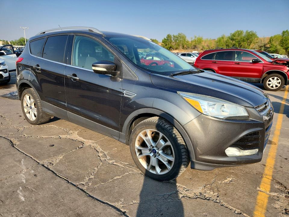 Photo 4 from auction – 2022 FORD ESCAPE with VIN 1FMCU9JX7GUC48830