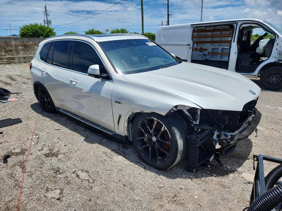 Photo 4 from auction – 2023 BMW X5 with VIN 5UXTA6C05P9N52509