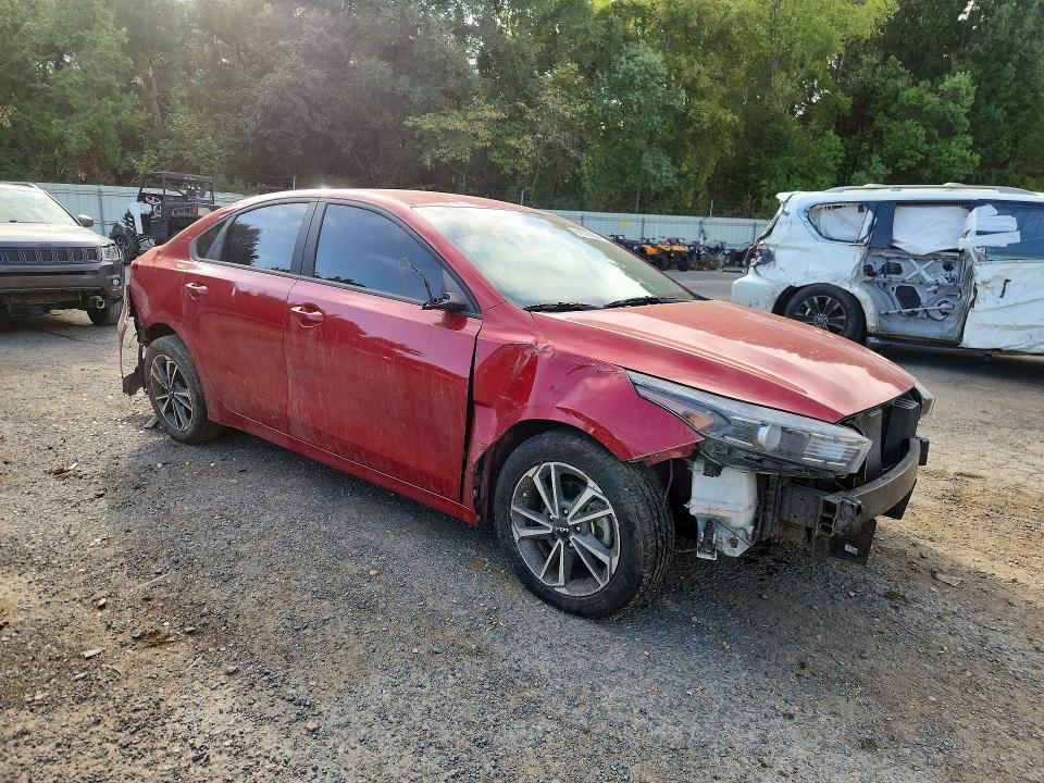 Photo 4 from auction – 2024 KIA FORTE with VIN 3KPF24AD9RE776578