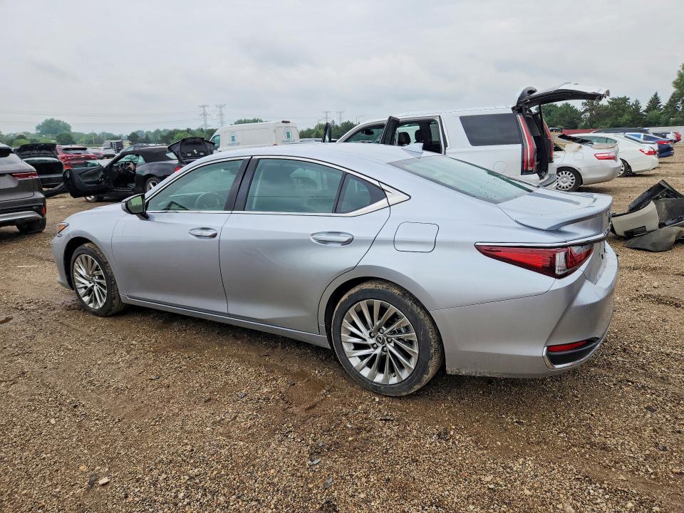 Фото 2 с аукциона – 2023 LEXUS ES 300H с VIN 58AFA1C19PU034592
