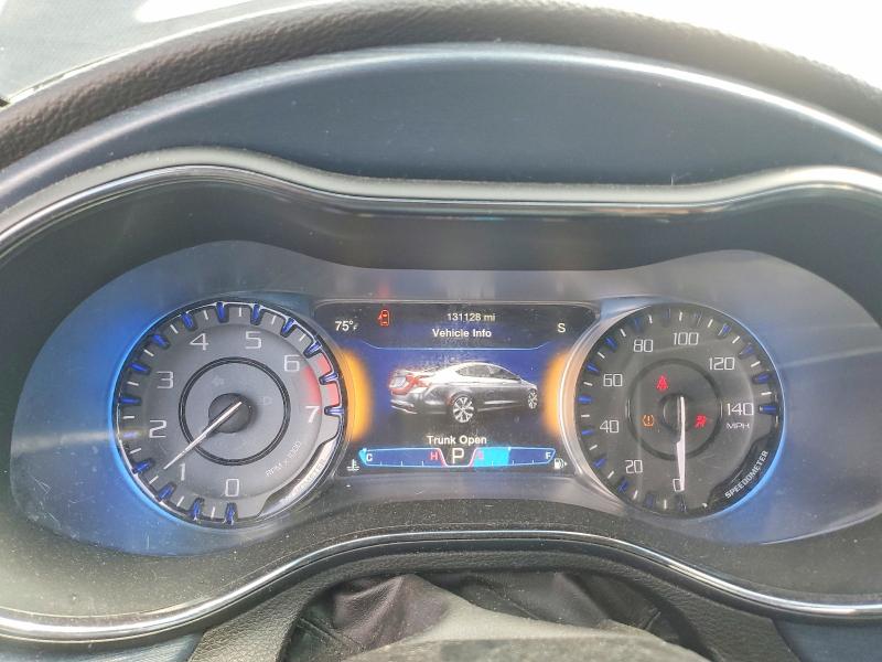 Photo 9 from auction – 2015 CHRYSLER 200 with VIN 1C3CCCBB2FN706309