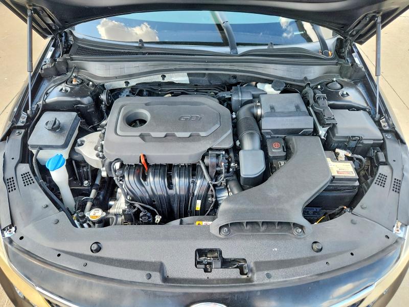 Photo 11 from auction – 2018 KIA OPTIMA with VIN 5XXGT4L33JG251601
