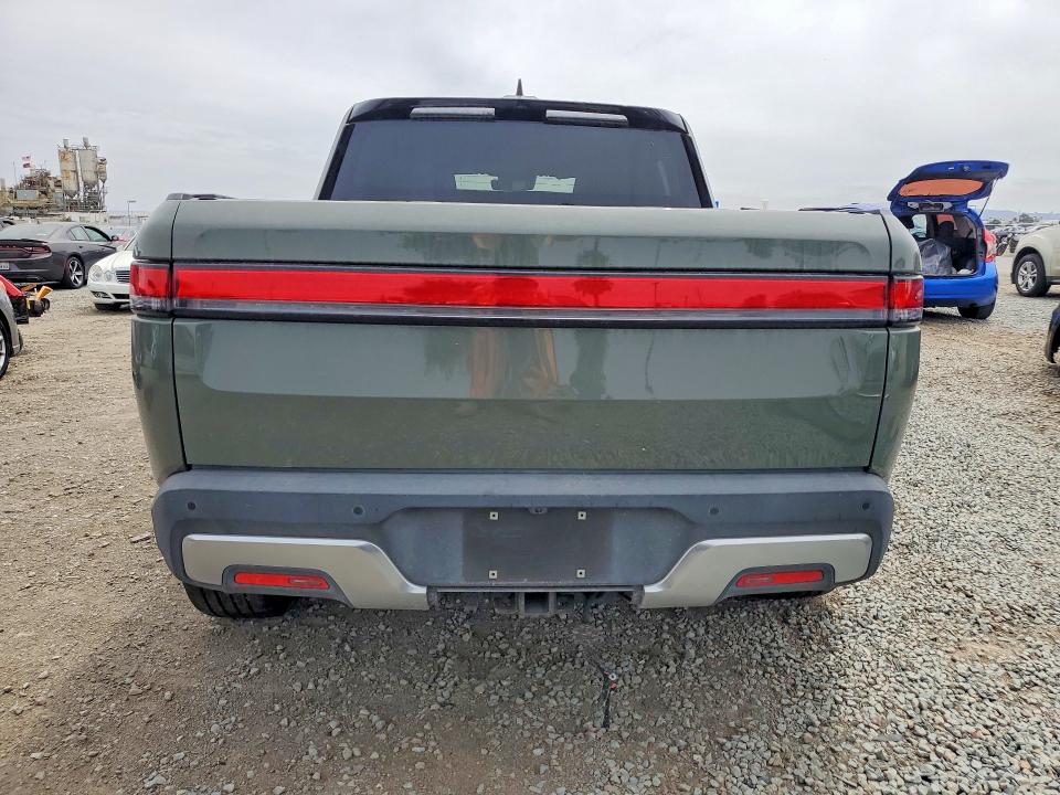 Photo 6 from auction – 2022 RIVIAN R1T with VIN 7FCTGAAL9NN004110