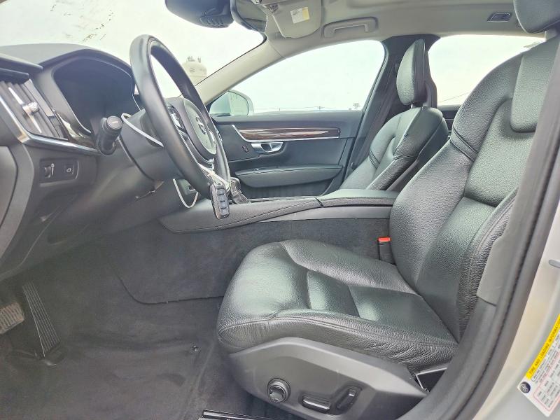 Фото 7 с аукциона – 2018 VOLVO S90 с VIN LVY102MK4JP053586