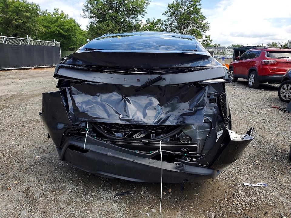 Photo 6 from auction – 2026 TESLA MODEL Y with VIN 7SAYGAEE4TF610310