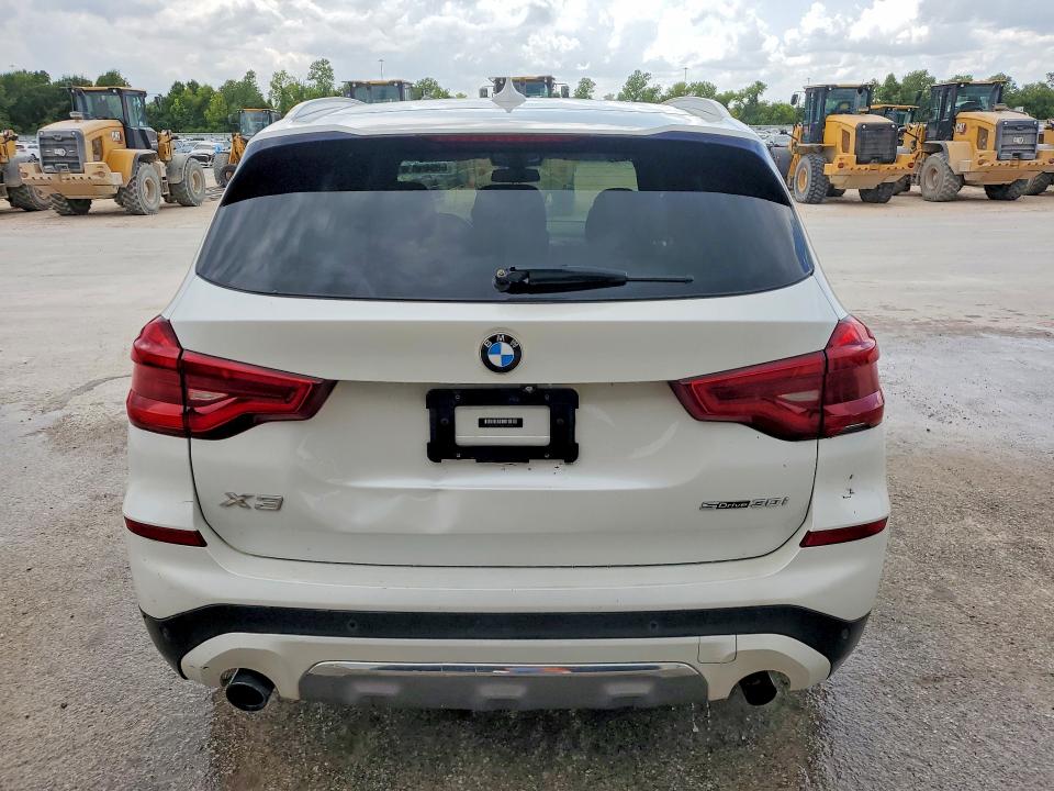 Photo 6 from auction – 2019 BMW X3 with VIN 5UXTR7C54KLF29098