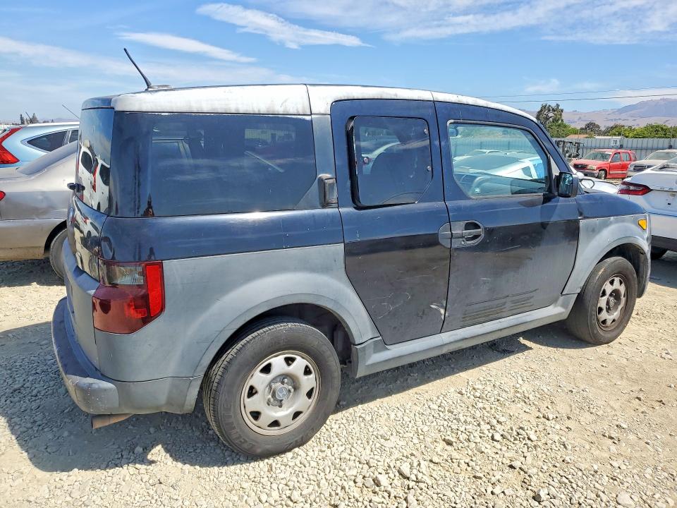 Photo 3 from auction – 2005 HONDA ELEMENT with VIN 5J6YH18625L002634